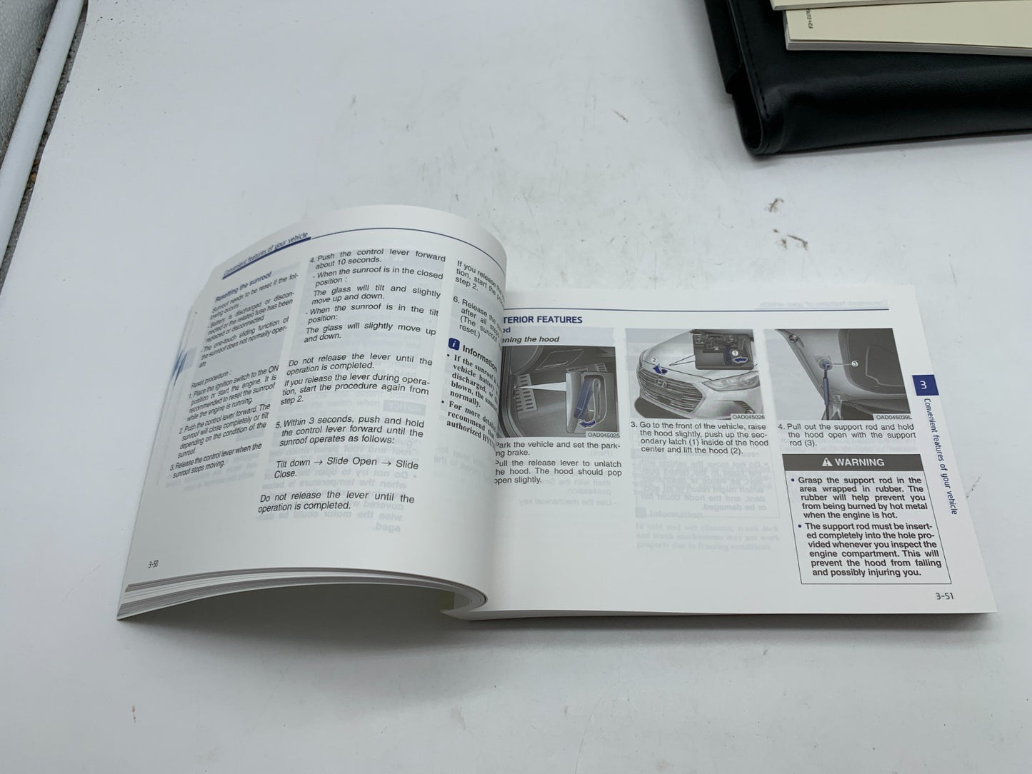 2018 Hyundai Elantra Owners Manual Set with Case OEM D02B09043