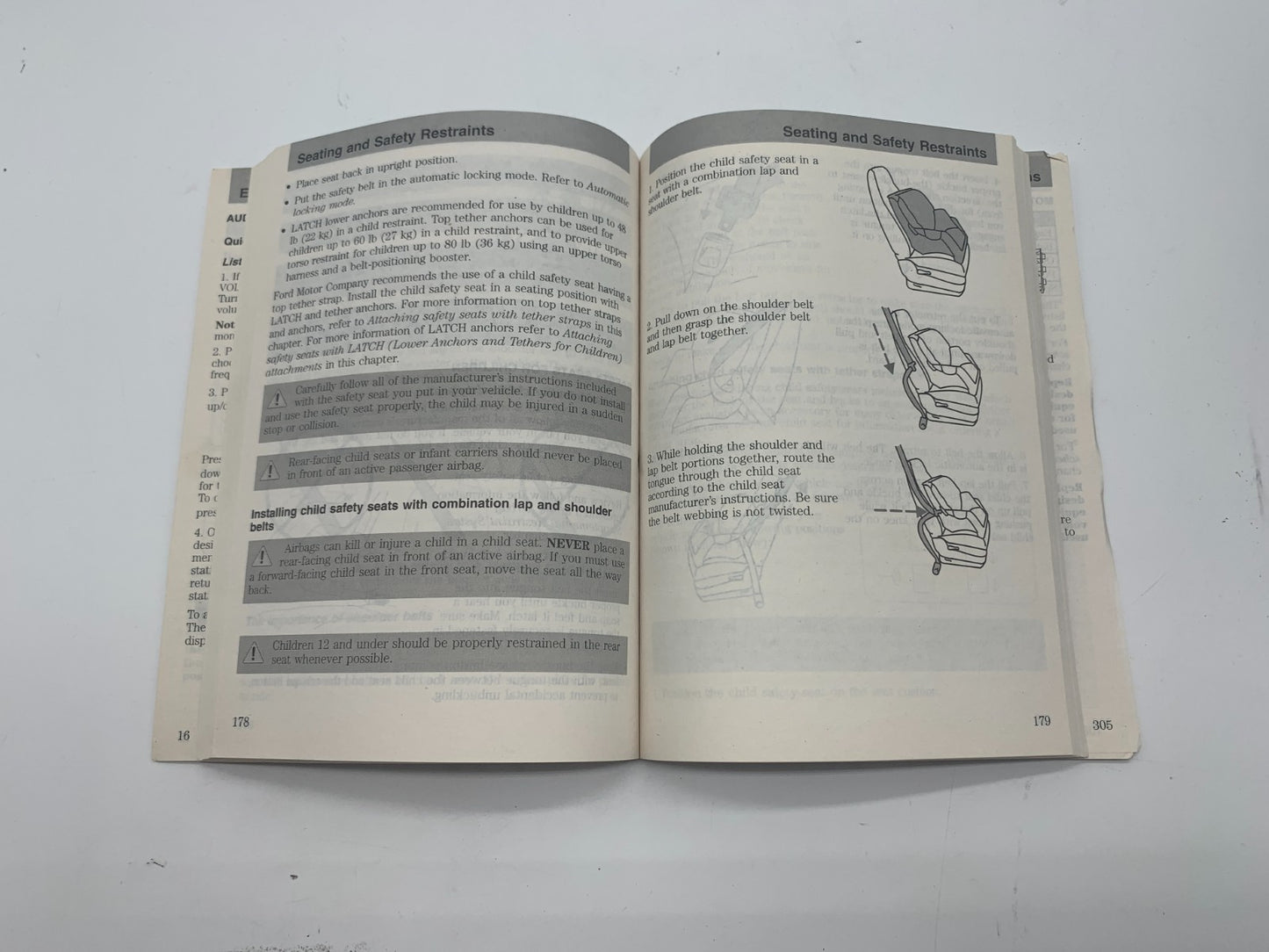 2008 Ford Taurus Owners Manual Set with Case OEM C04B49070