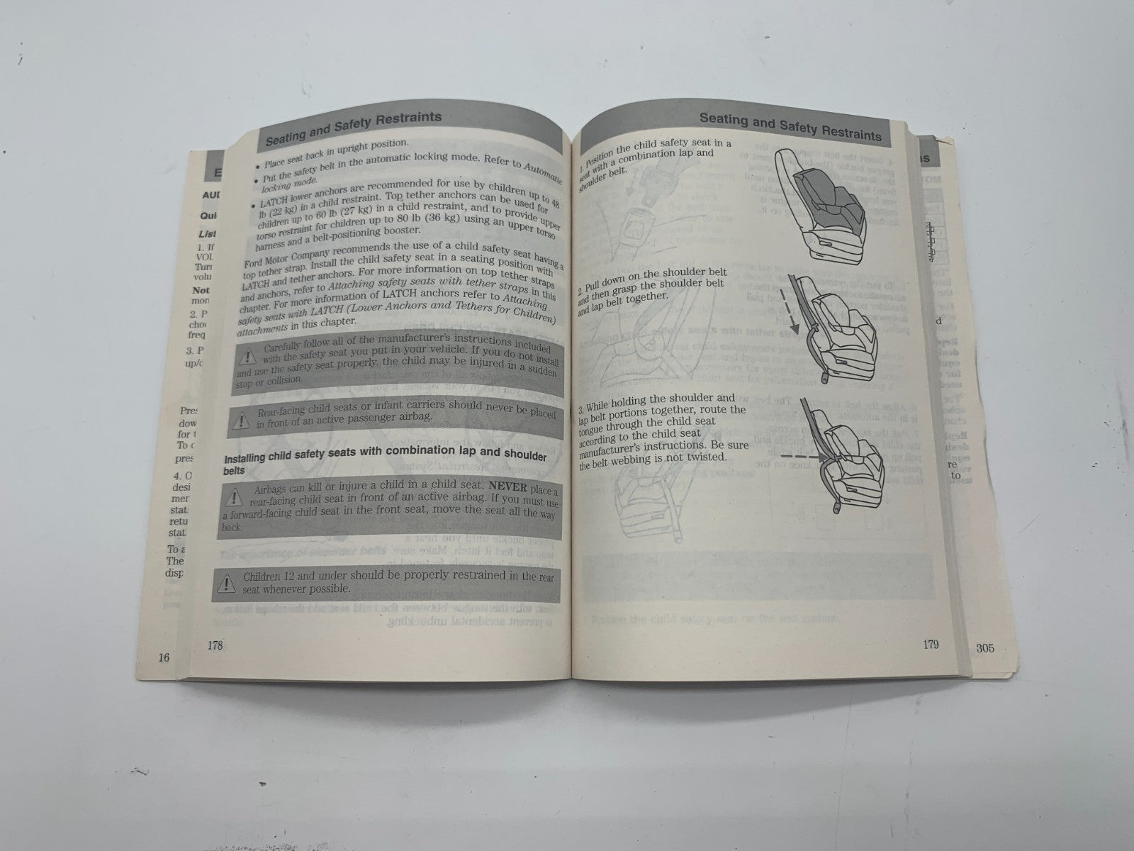 2008 Ford Taurus Owners Manual Set with Case OEM C04B49070