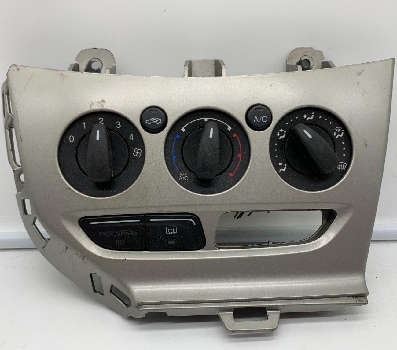 2013-2014 Ford Focus AC Heater Climate Control Unit OEM E04B29065