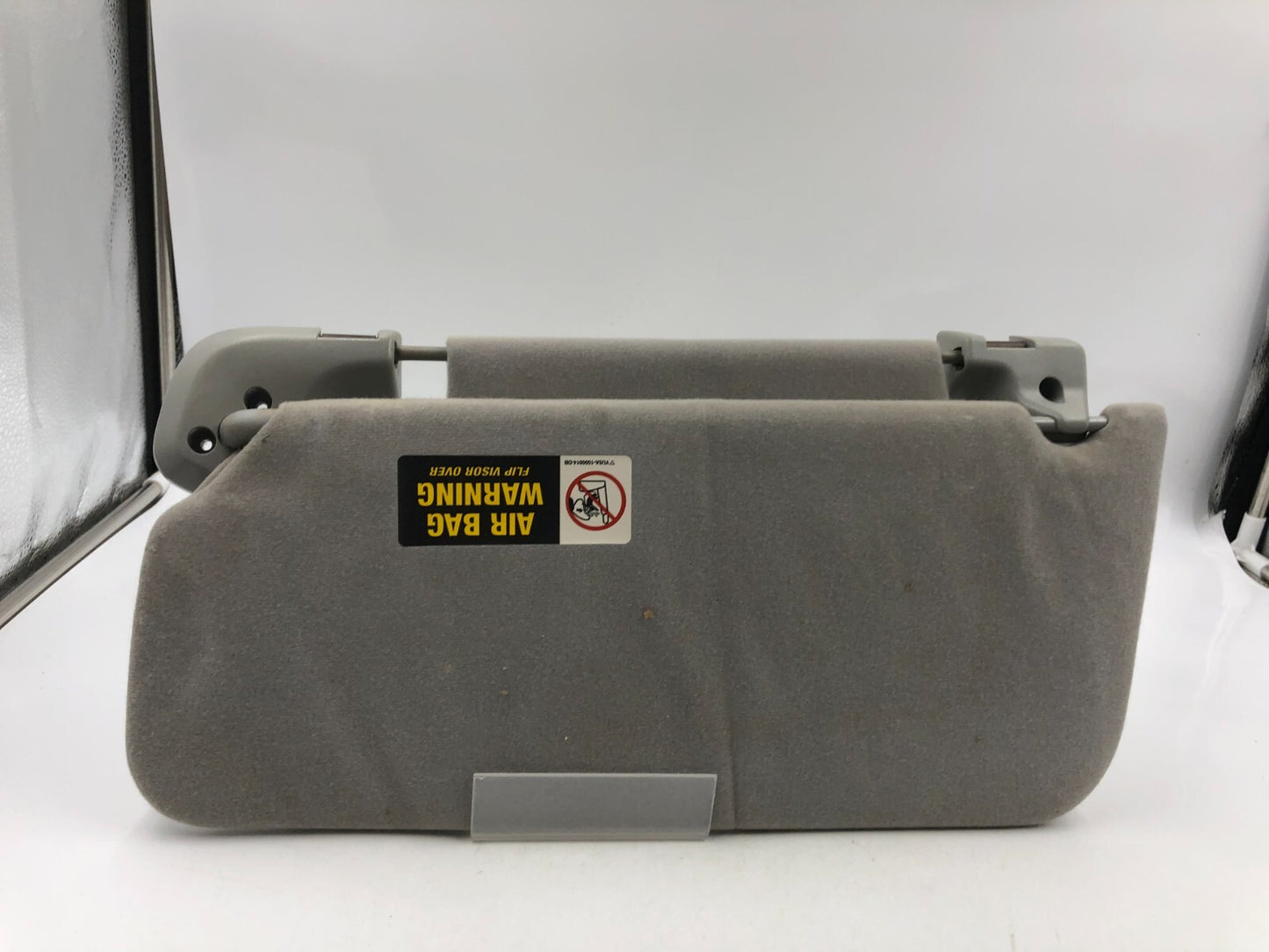 2005-2006 Lincoln Navigator Passenger Sun Visor Gray Illuminated OEM D03B30048