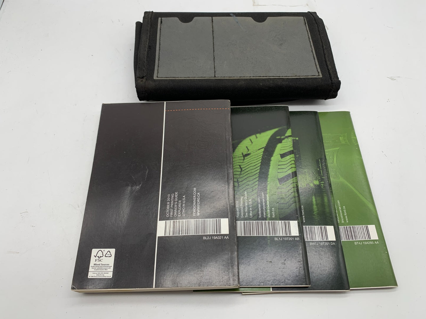 2011 Ford Explorer Owners Manual Set with Case OEM A01B36039