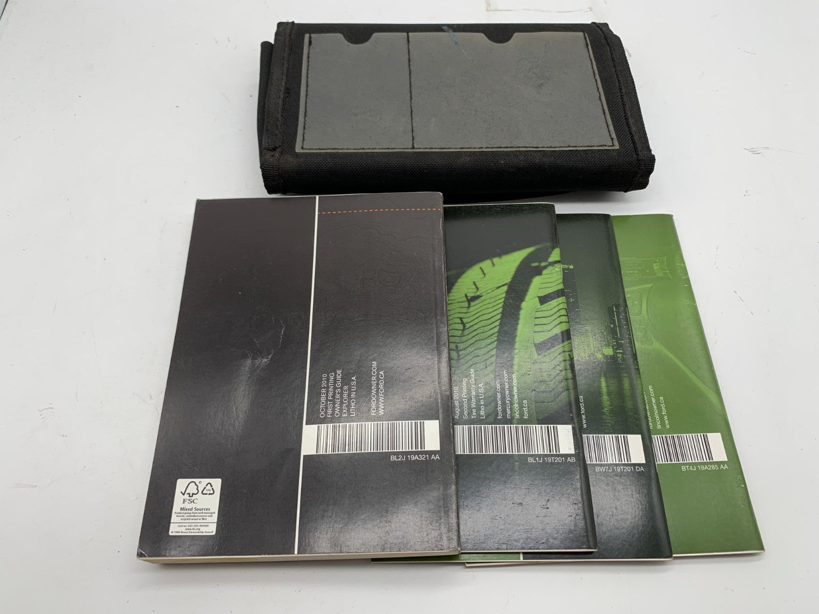 2011 Ford Explorer Owners Manual Set with Case OEM A01B36039