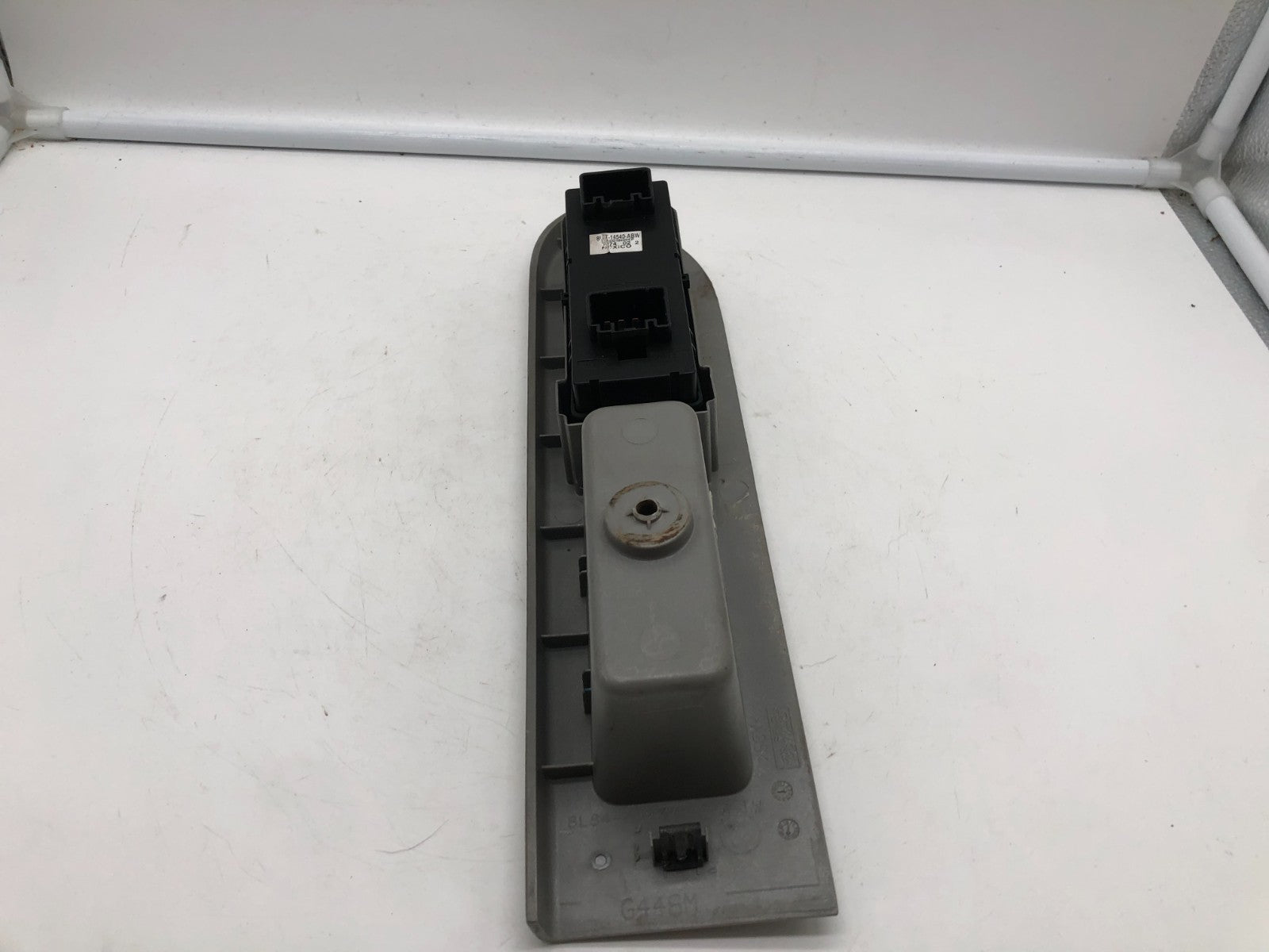 2008-2011 Mercury Mariner Master Power Window Switch OEM B03B54086