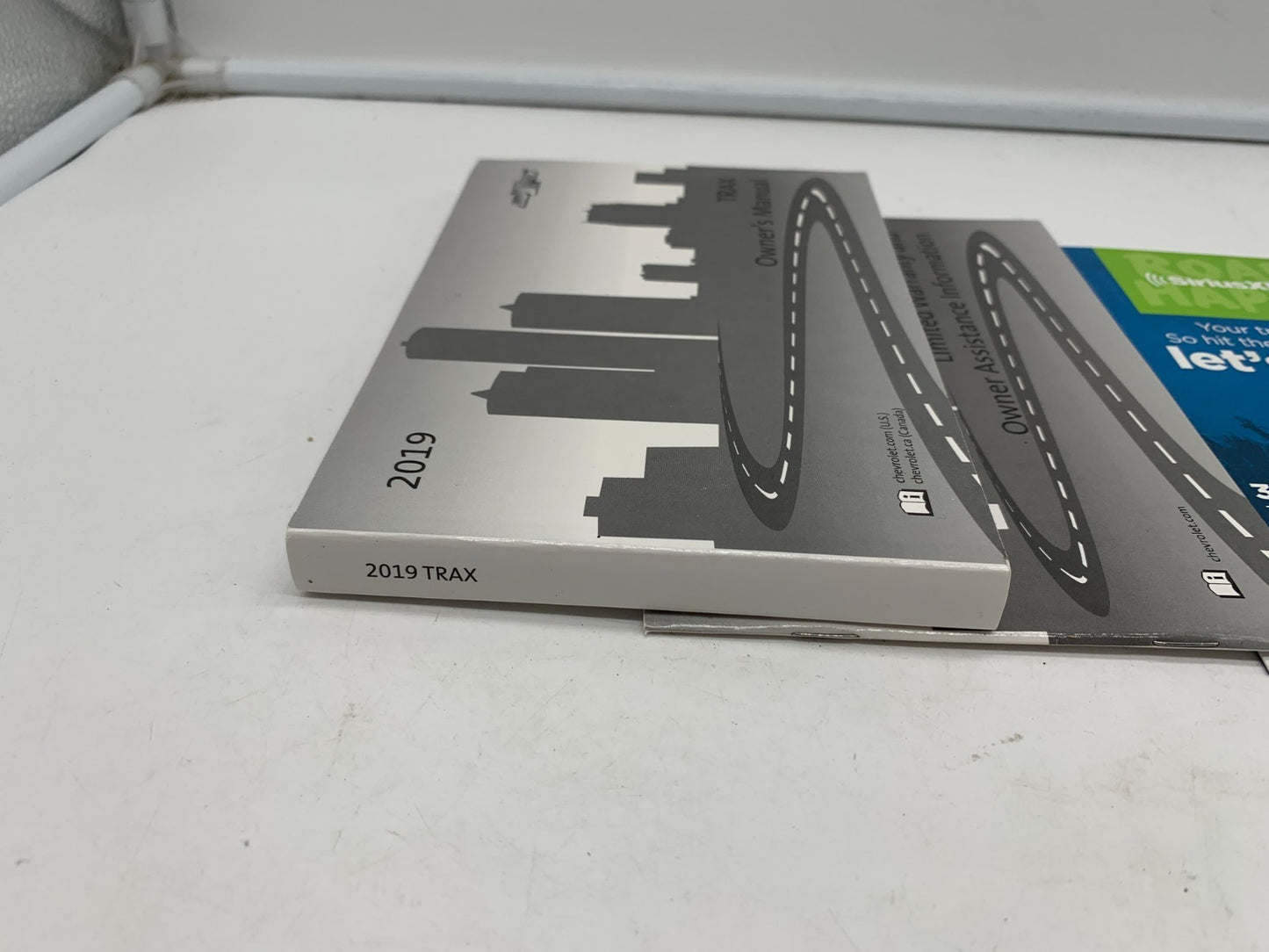 2019 Chevrolet Trax Owners Manual Set OEM A02B44043