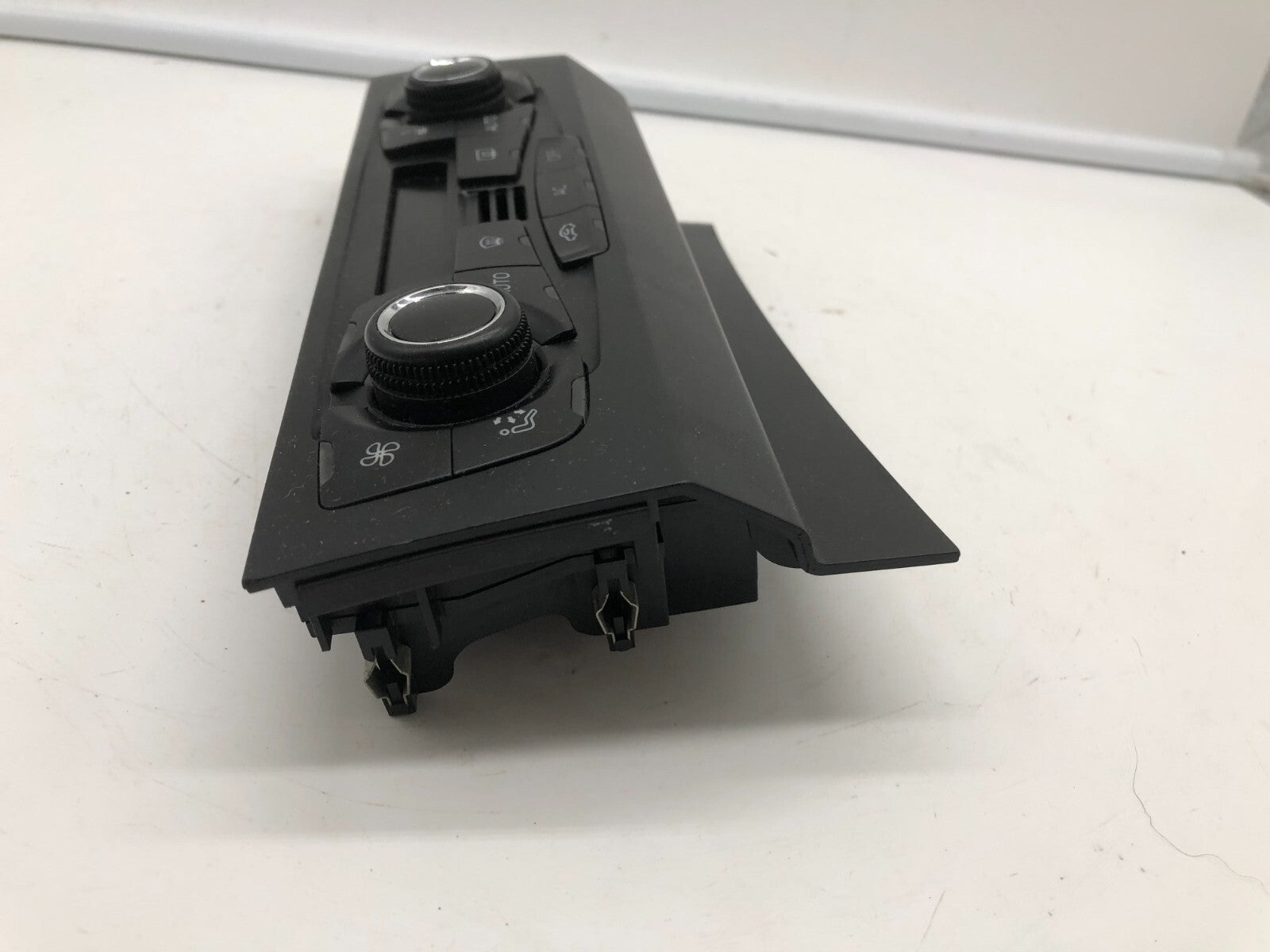 2010-2012 Audi S4 AC Heater Climate Control Unit OEM B04B27006