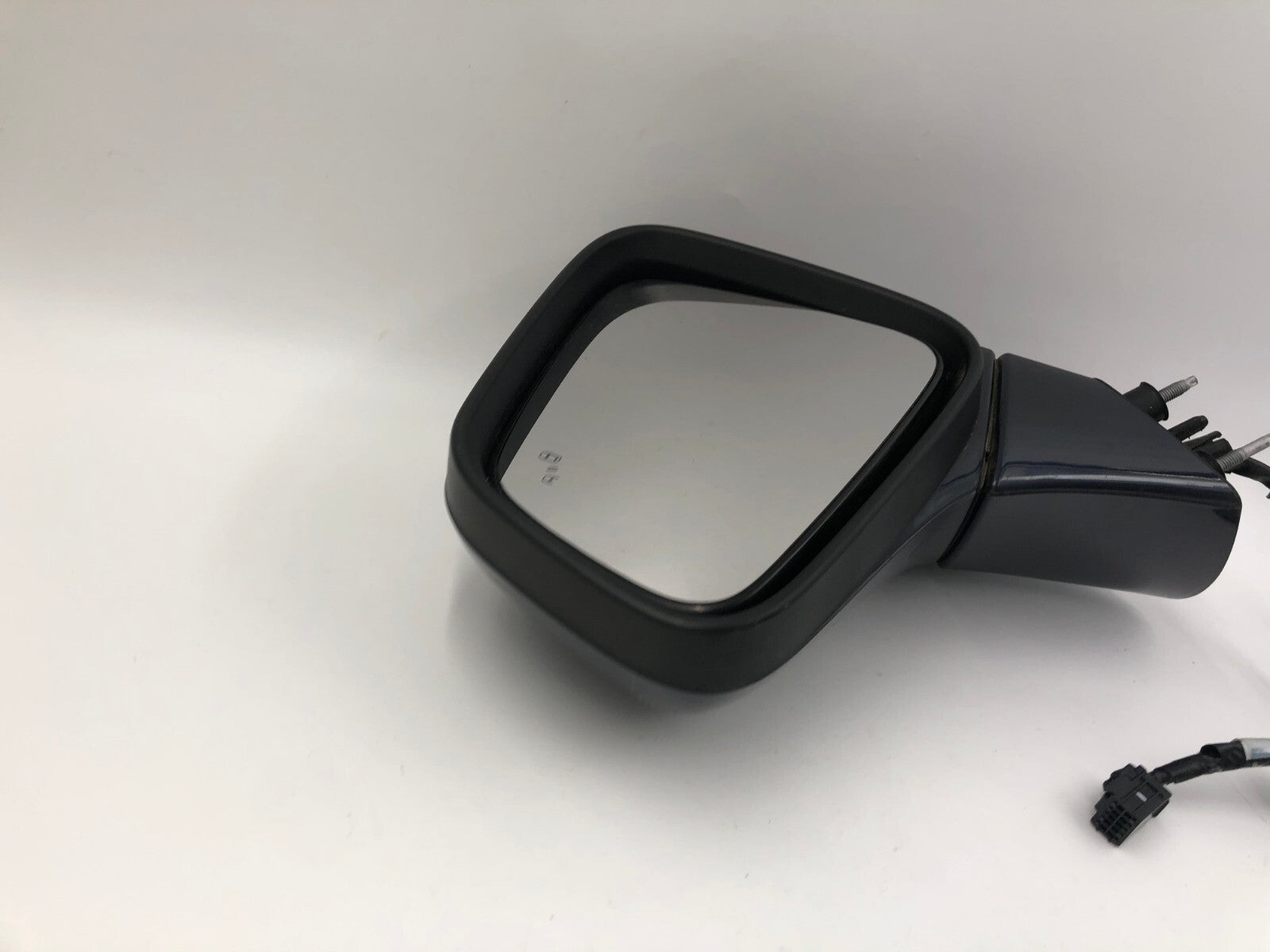 2017-2020 Chevrolet Trax Driver Side View Power Door Mirror Blue Blind Spot Aler