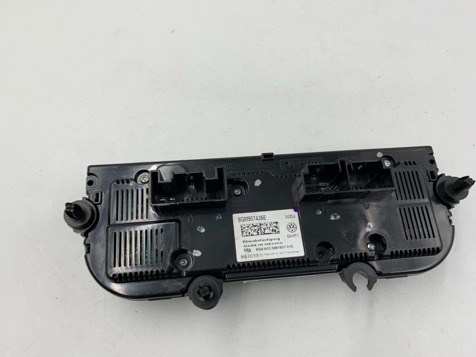 2017 Volkswagen Golf GTI AC Heater Climate Control Unit OEM C02B31041