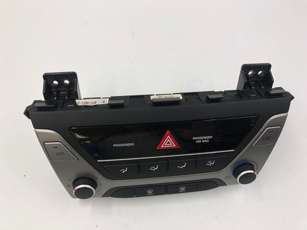 2017-2018 Hyundai Elantra AC Heater Climate Control Temperature Unit D01B34033