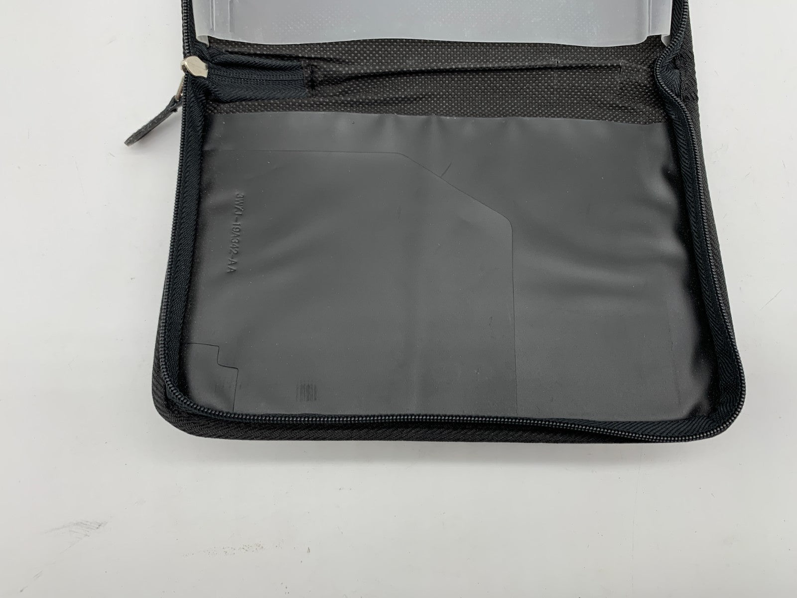 2010 Ford E-Series ESeries Owners Manual Set with Case OEM A04B28003