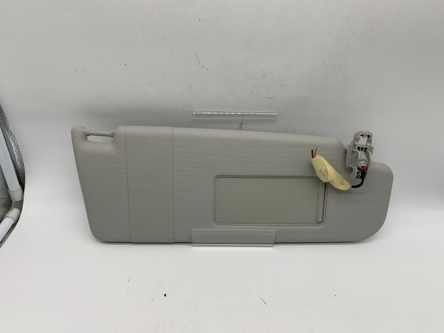 2011-2018 Volkswagen Jetta Passenger Sun Visor Gray Illuminated OEM D03B42003