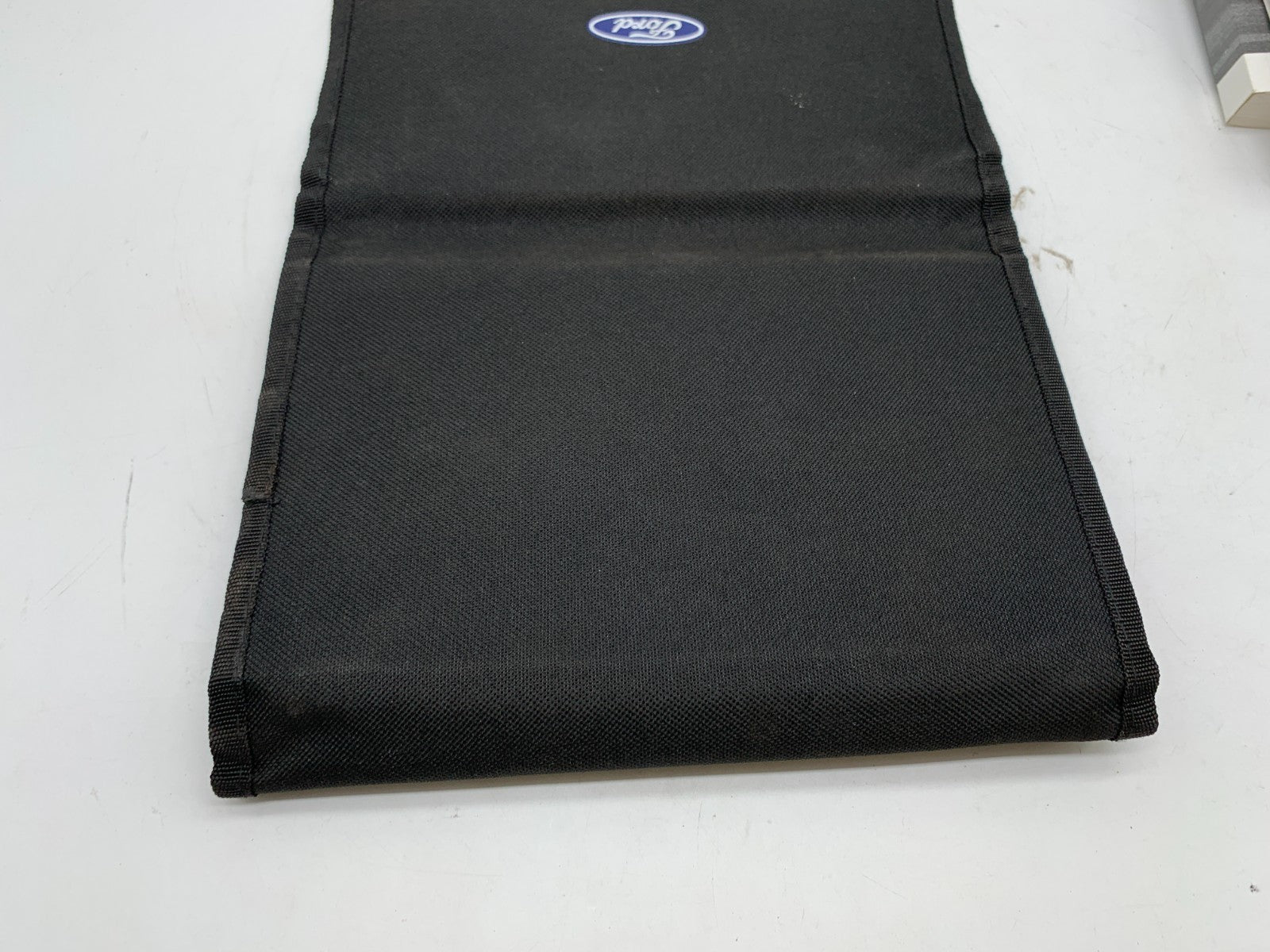 2017 Ford Edge Owners Manual Set with Case OEM C02B04007