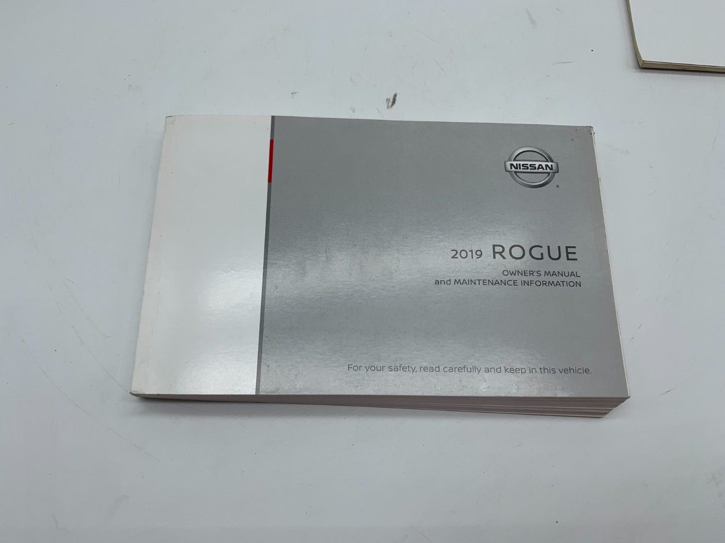 2019 Nissan Rogue Owners Manual Set OEM C03B08007