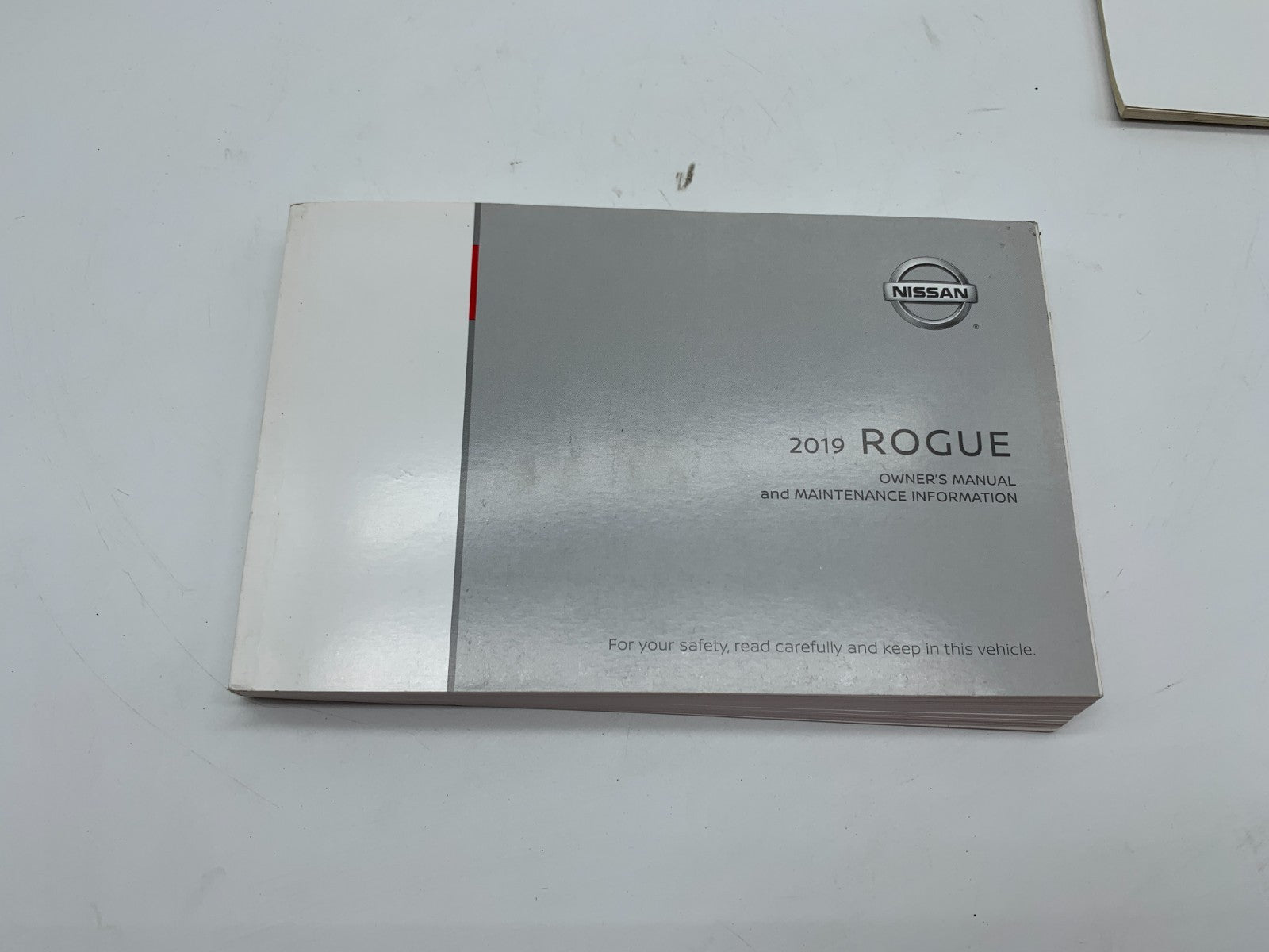 2019 Nissan Rogue Owners Manual Set OEM C03B08007