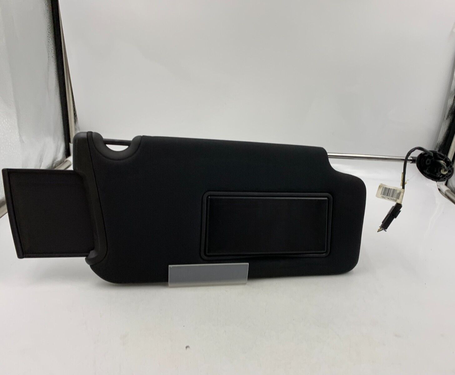 2012 Chrysler 300 Passenger Sun Visor Black Illuminated OEM E03B39061