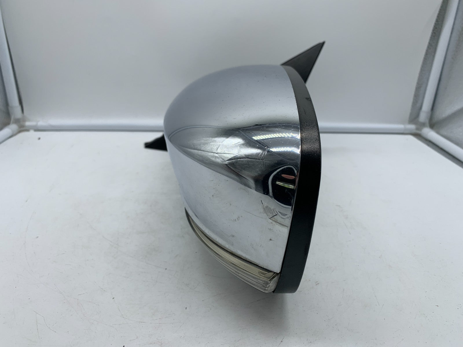 2005-2010 Chrysler 300 Driver Side View Power Door Mirror BSA OEM A02B47053