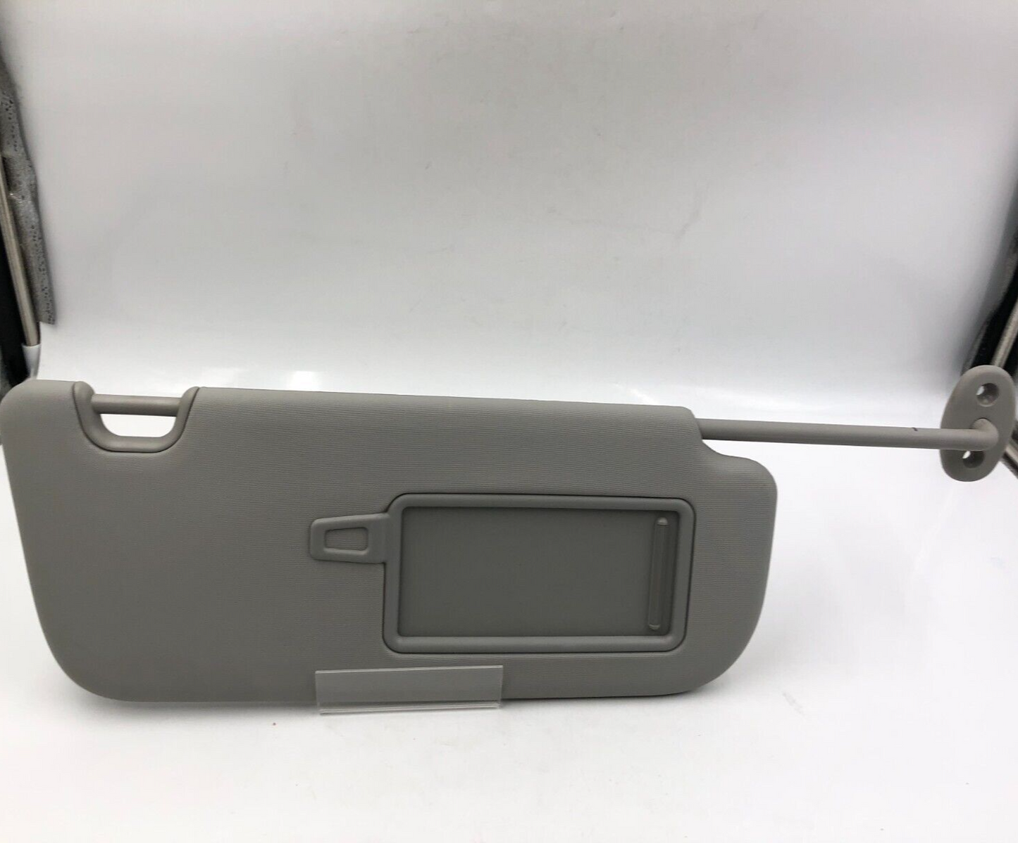 2014-2019 Kia Soul Passenger Sun Visor Gray Illuminated OEM D01B34002