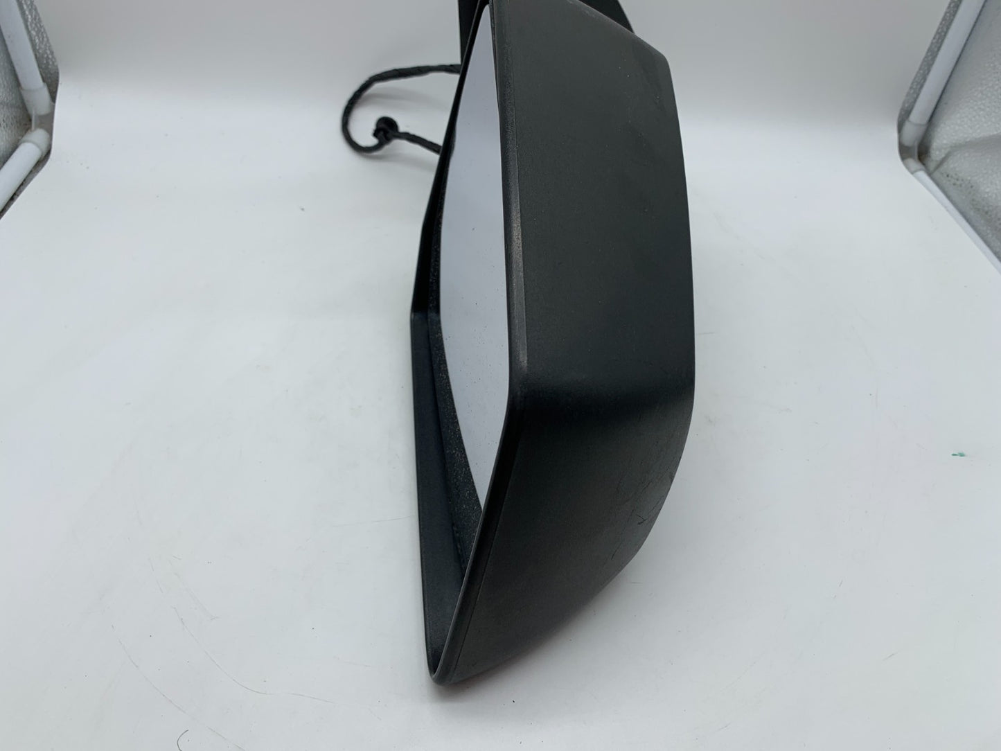 2007-2008 GMC Acadia Passenger Side View Power Door Mirror Black OEM B03B28004
