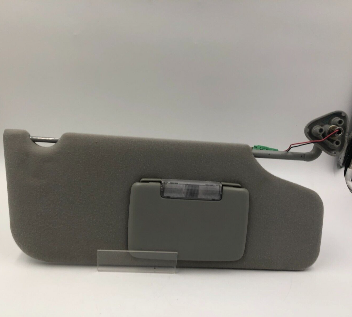 2005-2007 Ford Freestyle Passenger Sun Visor Illuminated Gray OEM B04B31030