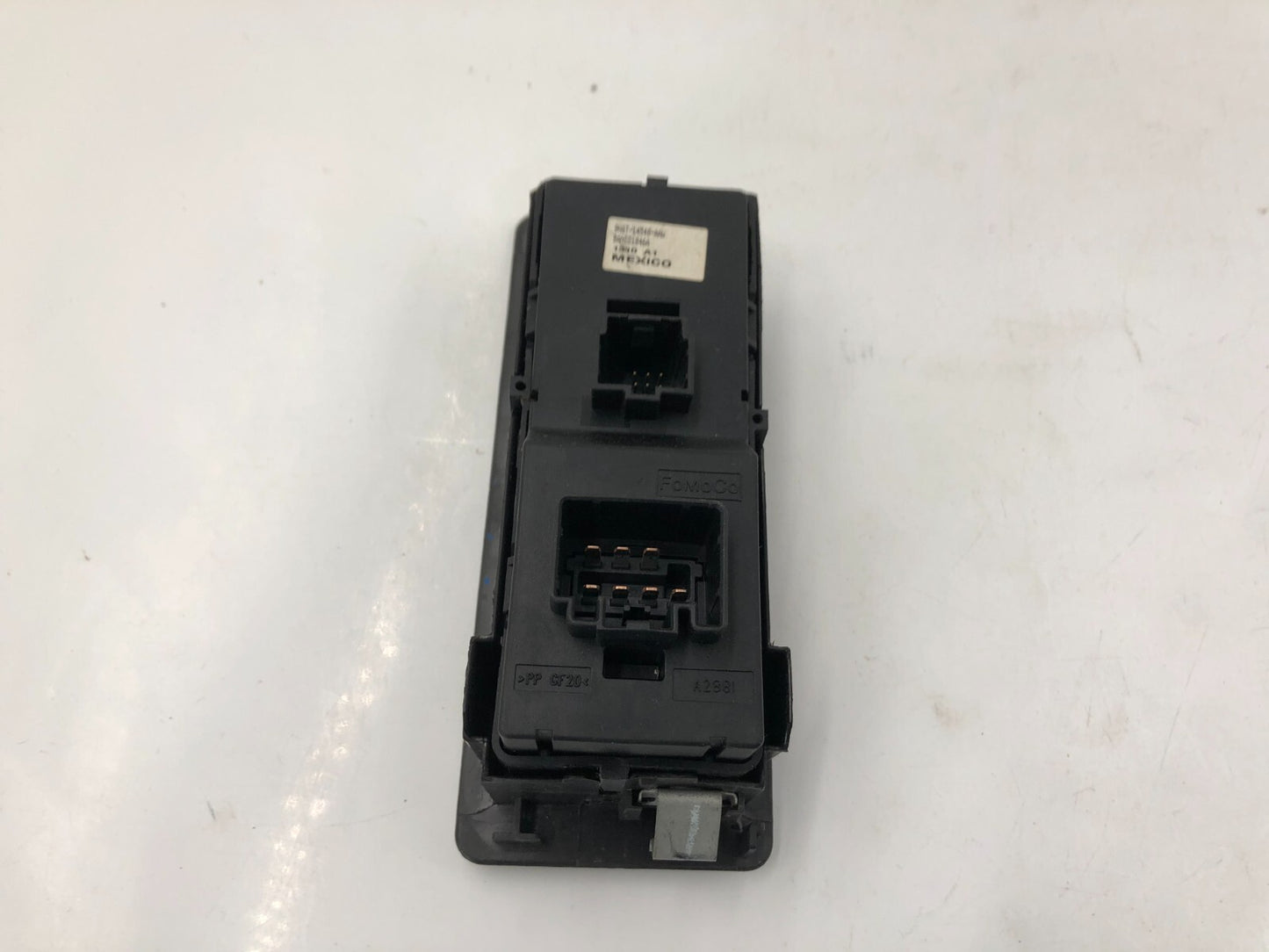 2010-2012 Lincoln MKZ Master Power Window Switch OEM E03B03085