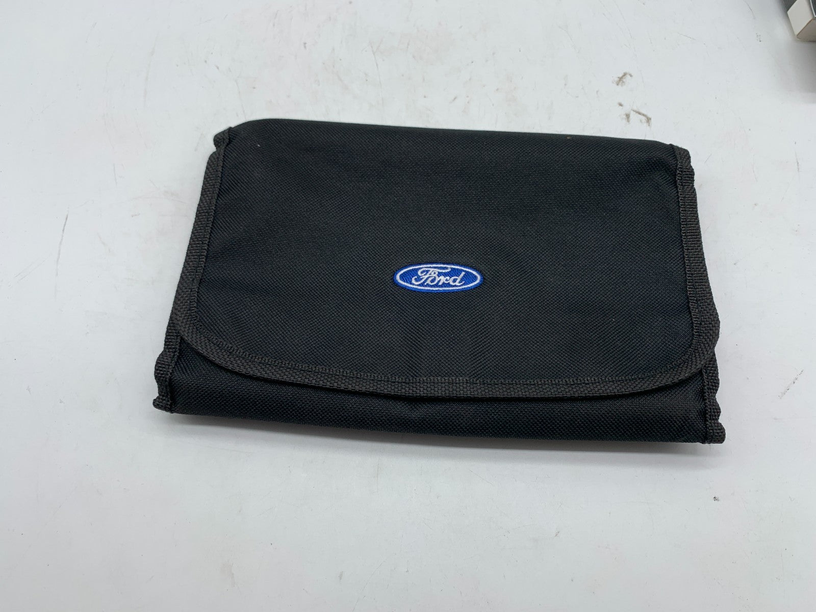 2015 Ford Focus Owners Manual Set with Case OEM A04B05016
