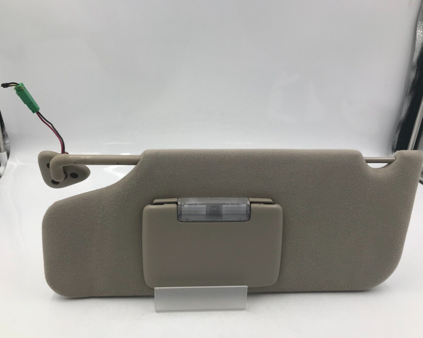 2008-2009 Mercury Sable Driver Sun Visor Sunvisor Gray Illuminated OEM D02B29042