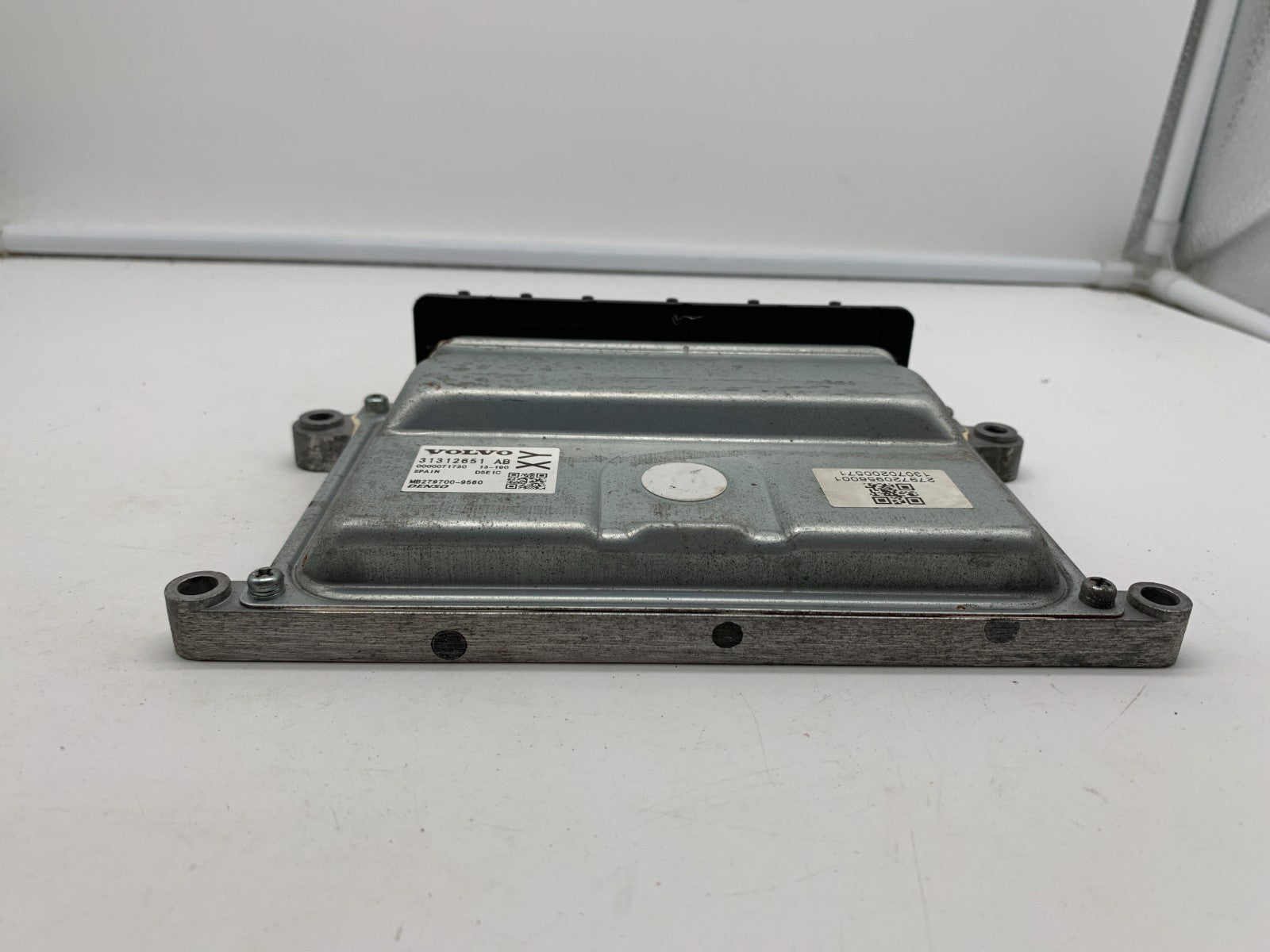 2014-2016 Volvo S60 Engine Control Module ECU ECM OEM B02B40046
