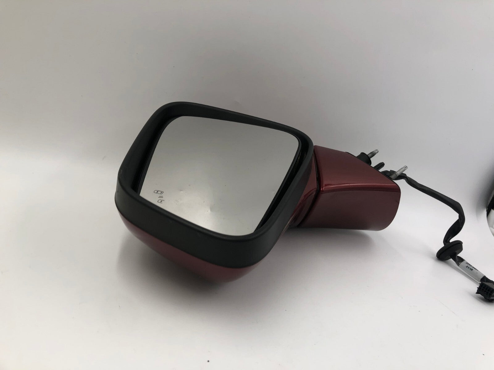 2017-2020 Chevrolet Trax Driver Side View Power Door Mirror Red BSA C03B67004