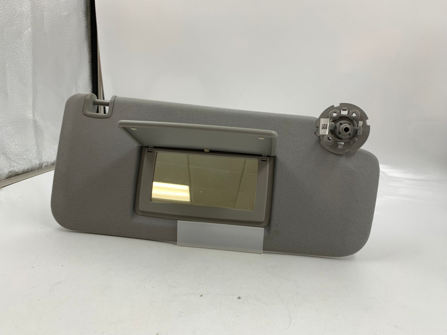 2017-2020 Chevrolet Trax Passenger Sun Visor Gray OEM E02B63001