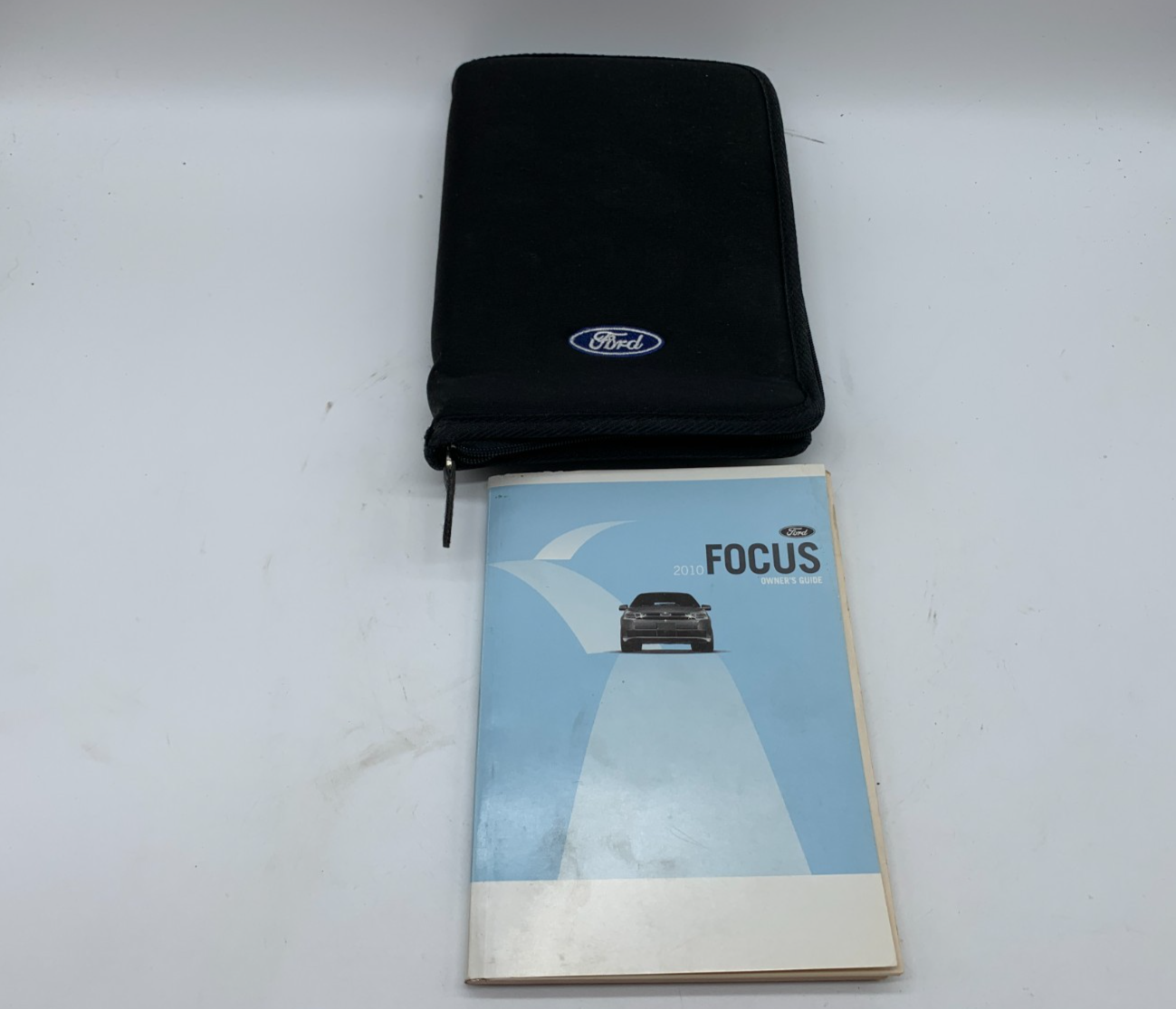 2010 Ford Focus Owners Manual Set with Case OEM D03B28012