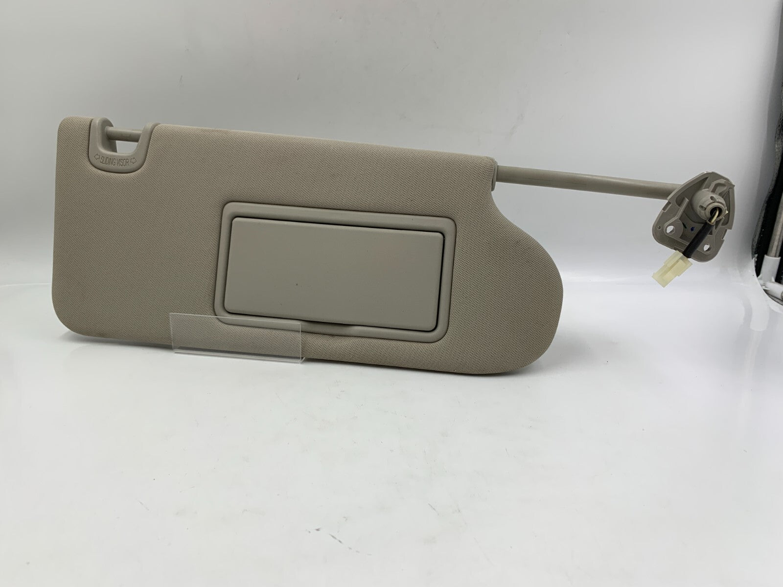2015-2018 Nissan Murano Passenger Sun Visor Gray Illuminated OEM E02B16088