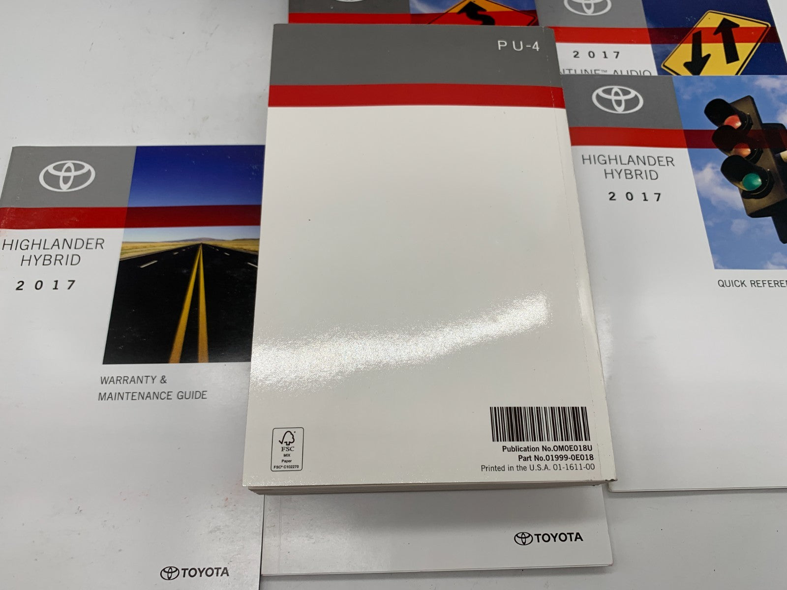 2017 Toyota Highlander Hybrid Owners Manual Set with Case OEM