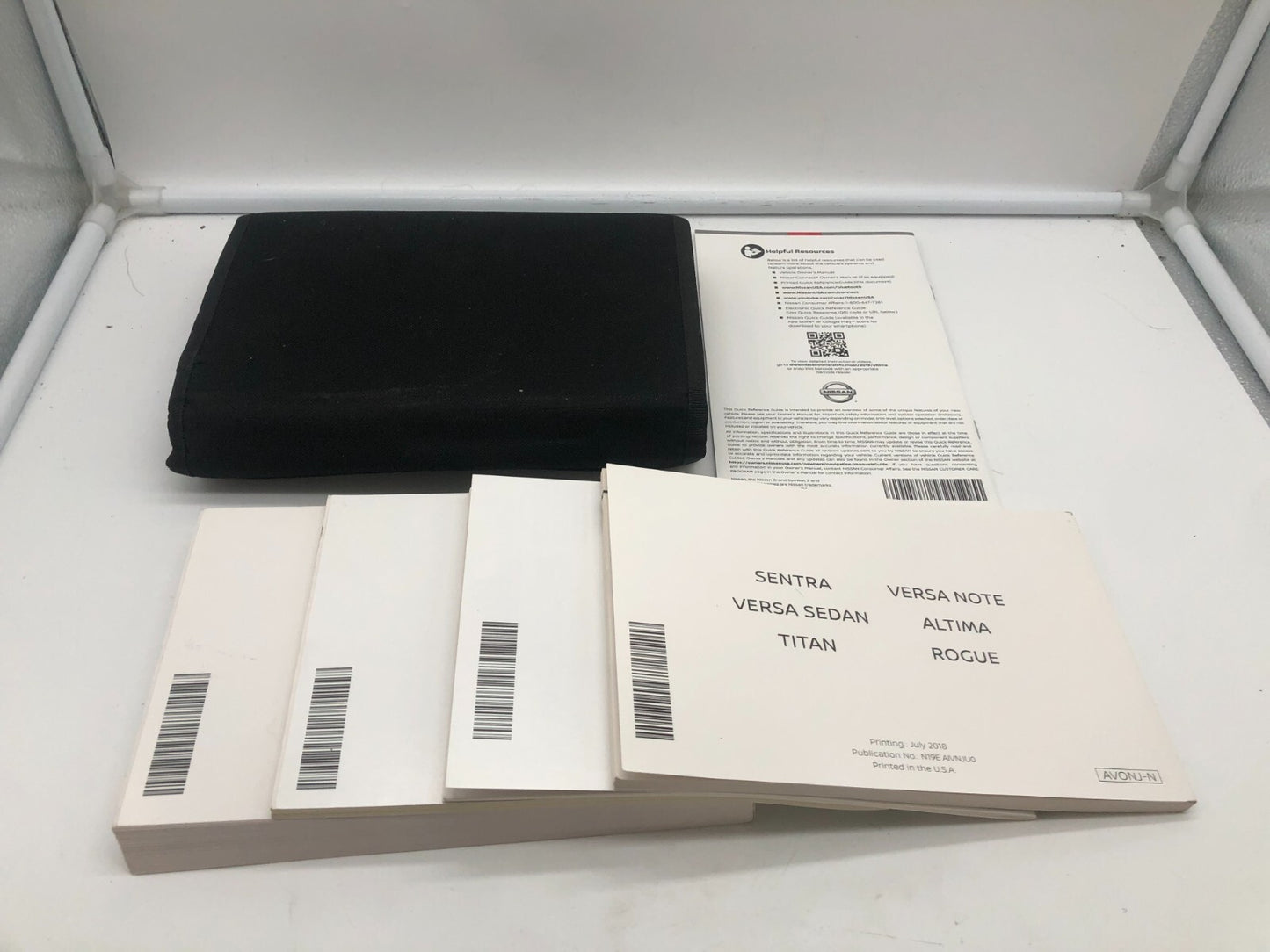 2019 Nissan Altima Owners Manual Set with Case OEM A03B01084