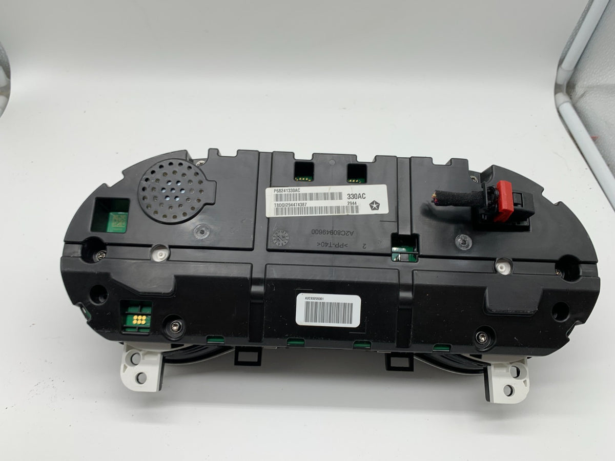 2015 Jeep Grand Cherokee Speedometer Instrument Cluster 46660 Miles B02B12003
