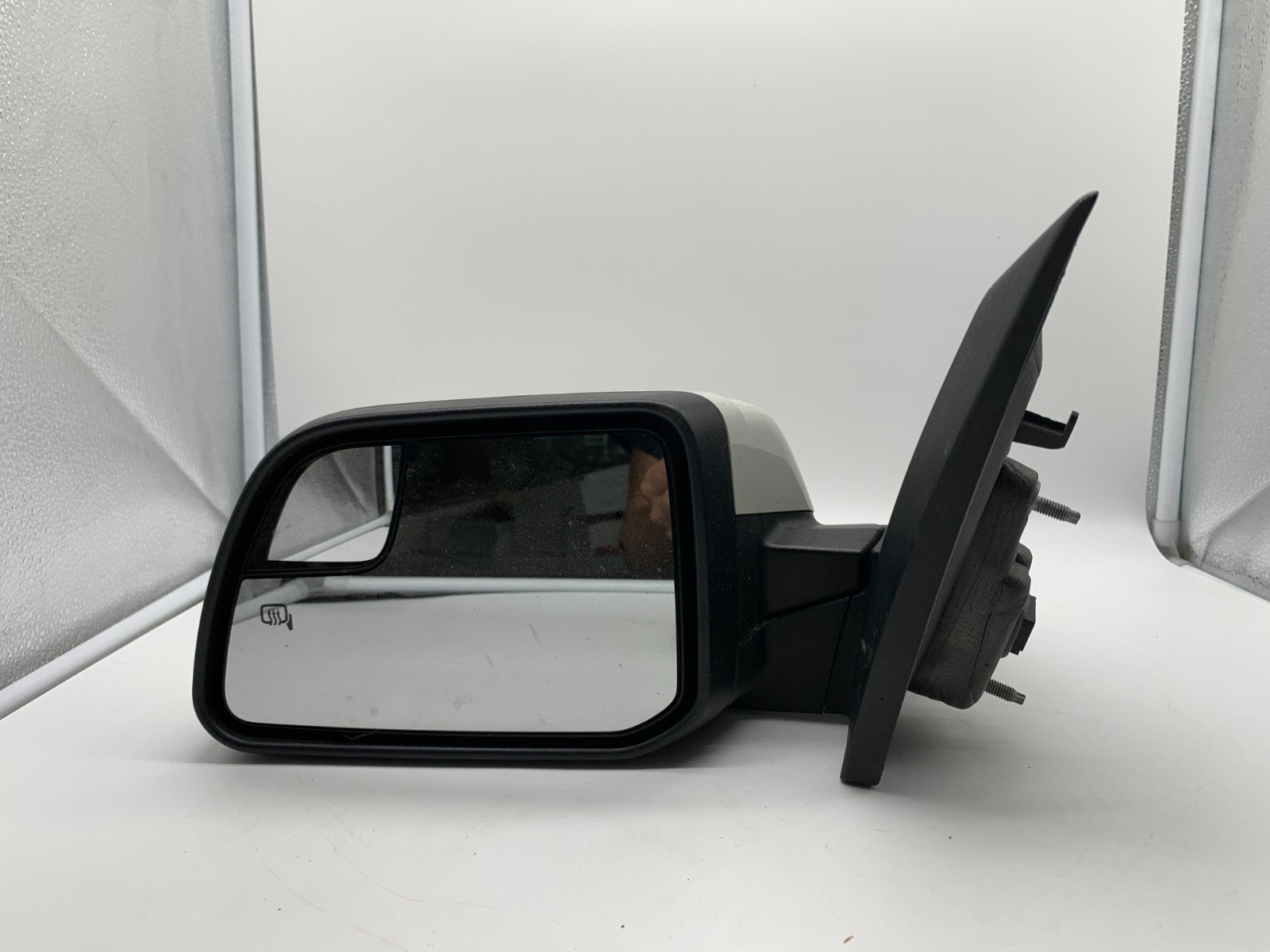 2010-2019 Ford Taurus Driver Side View Power Door Mirror White OEM C03B46019
