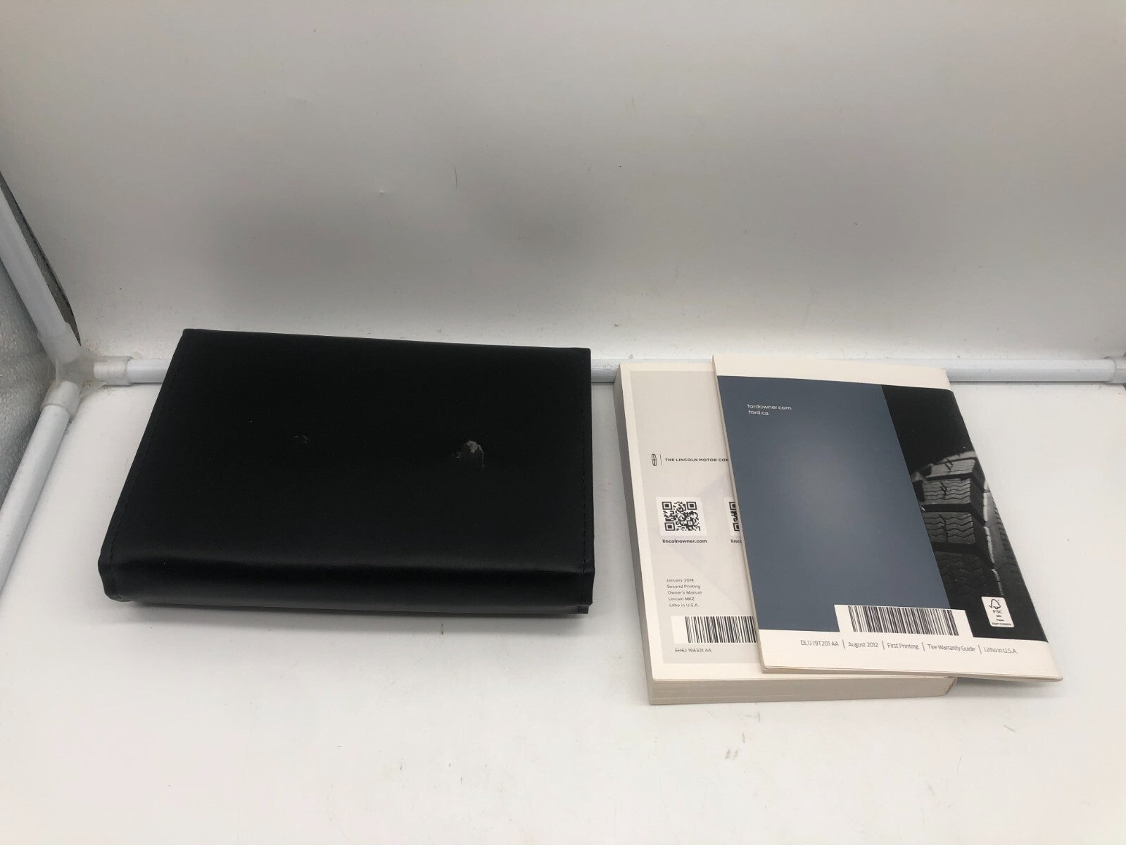 2014 Lincoln MKZ Owners Manual Set with Case OEM A02B08016