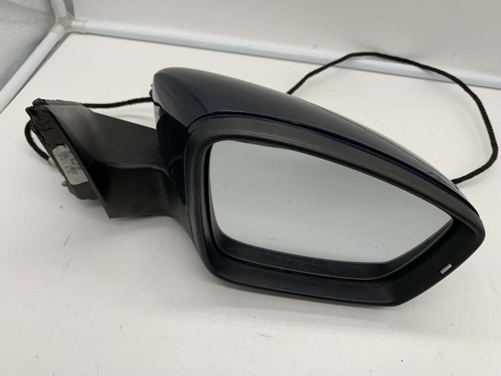 2013-2015 Volkswagen Tiguan Passenger Side Power Door Mirror Blue OEM A03B11038