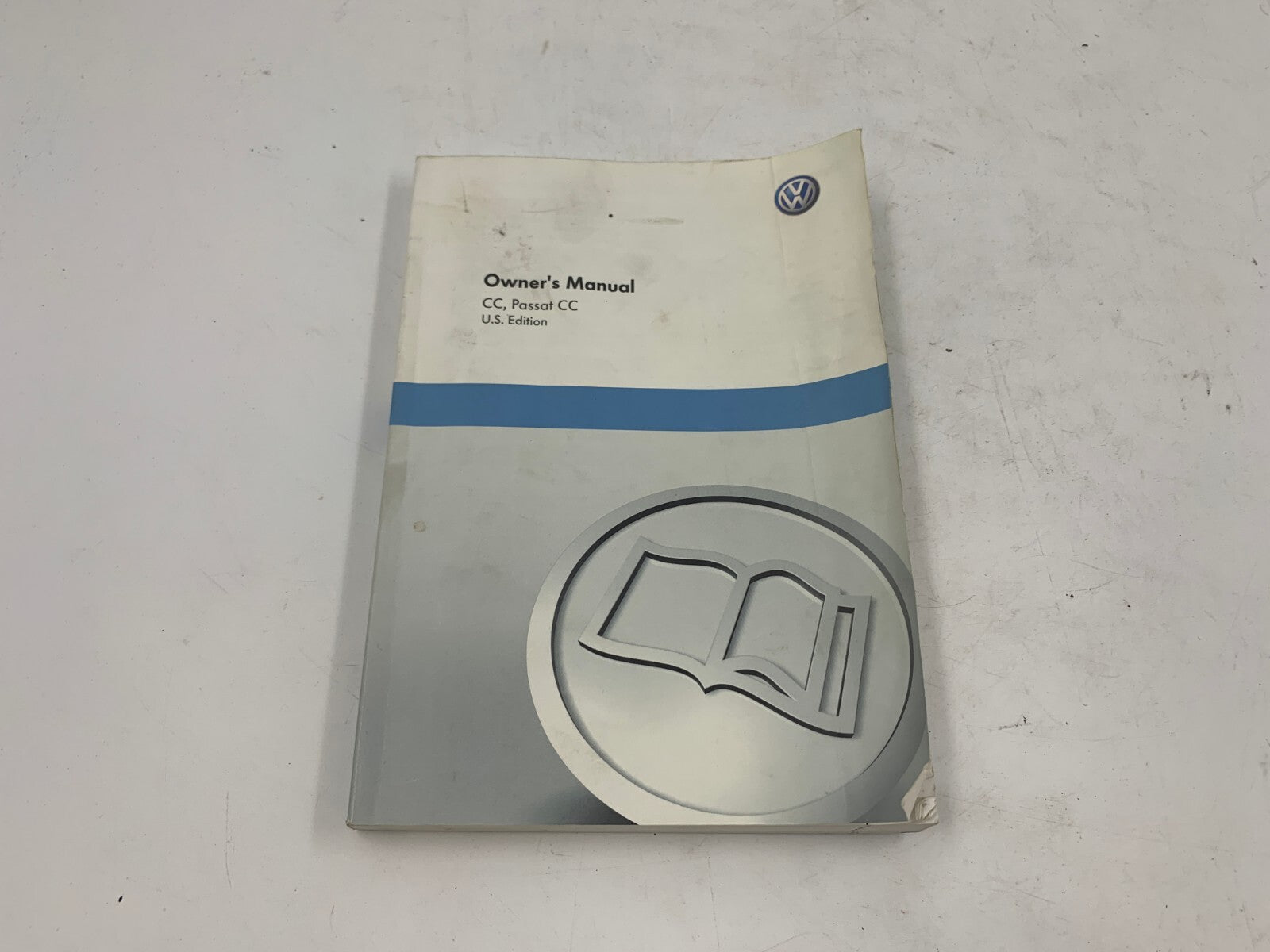 2010 Volkswagen Passat CC Owners Manual with Case OEM C02B03004