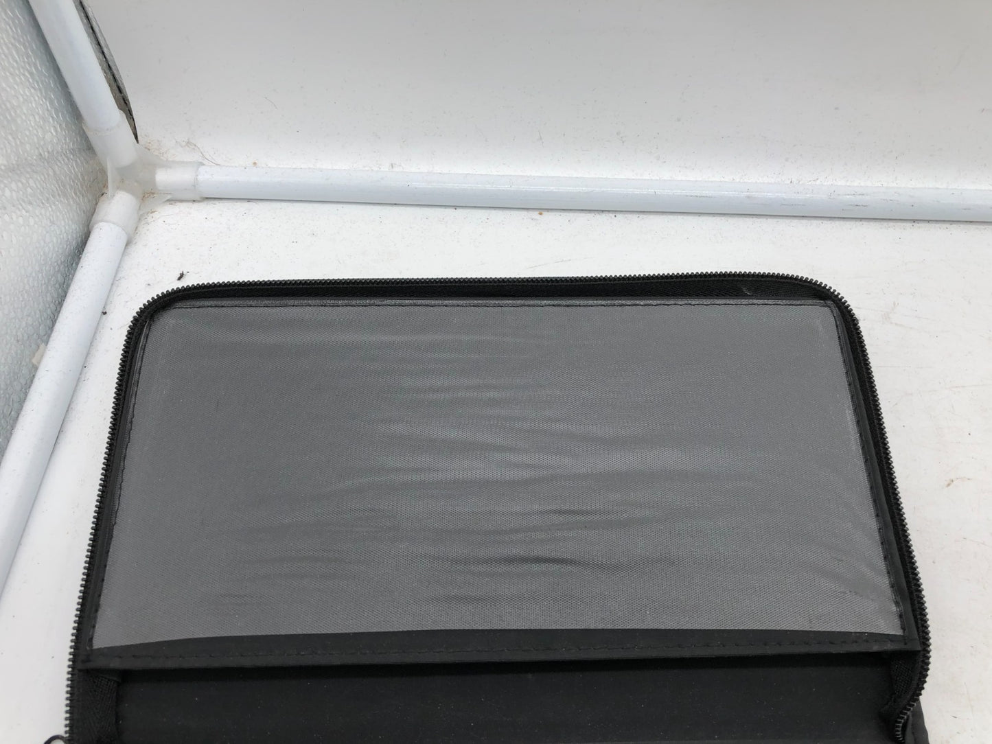 2005 Nissan Maxima Owners Manual Set with Case OEM A02B42008