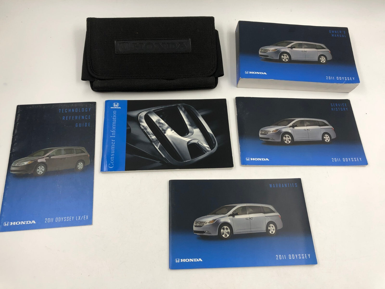 2014 Honda Odyssey Owners Manual Set with Case OEM E01B24018