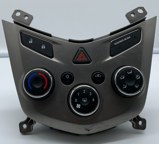 2012 Chevrolet Sonic AC Heater Climate Control Unit OEM A02B31009
