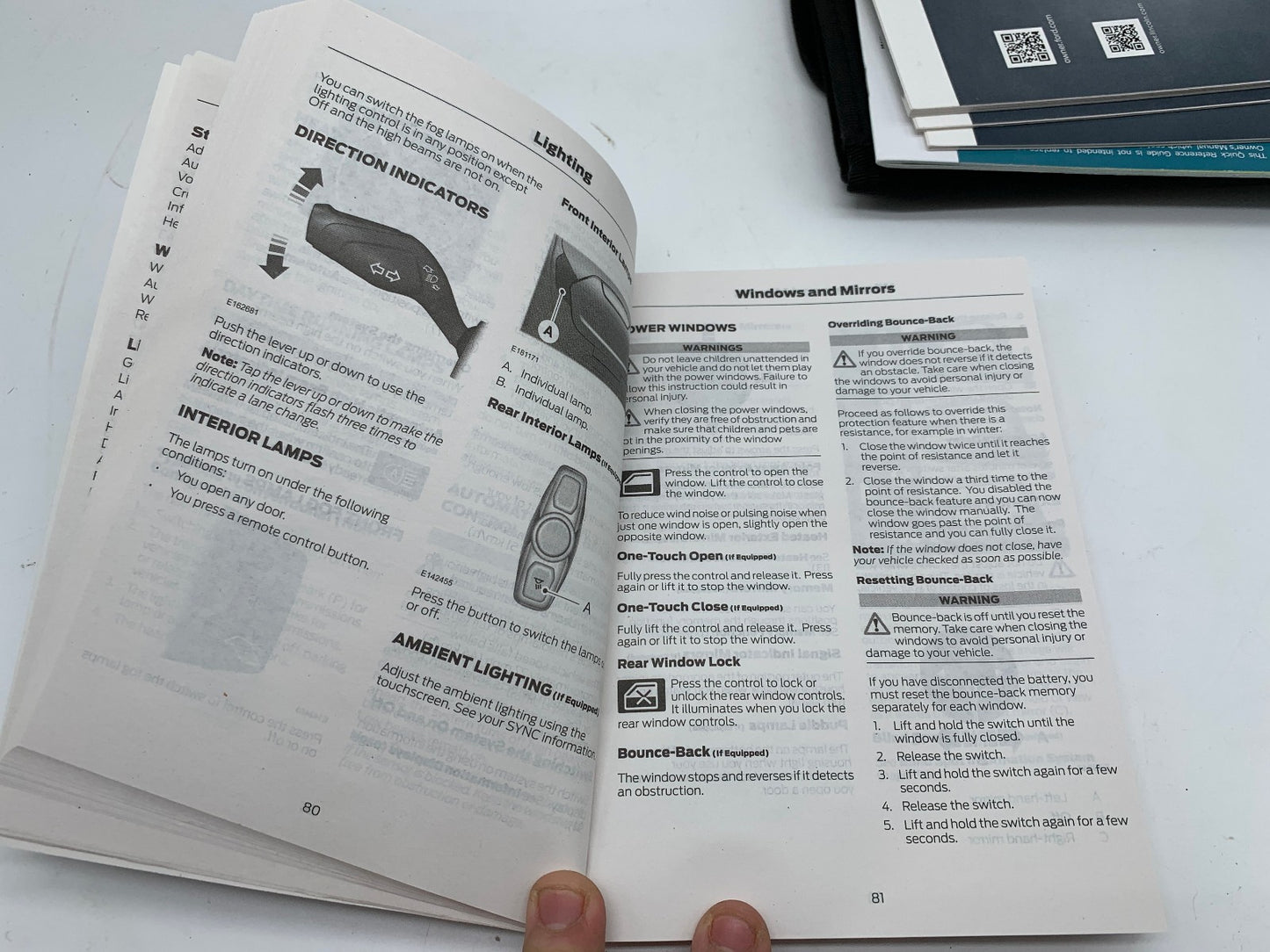 2018 Ford Escape Owners Manual Set with Case OEM D03B34011