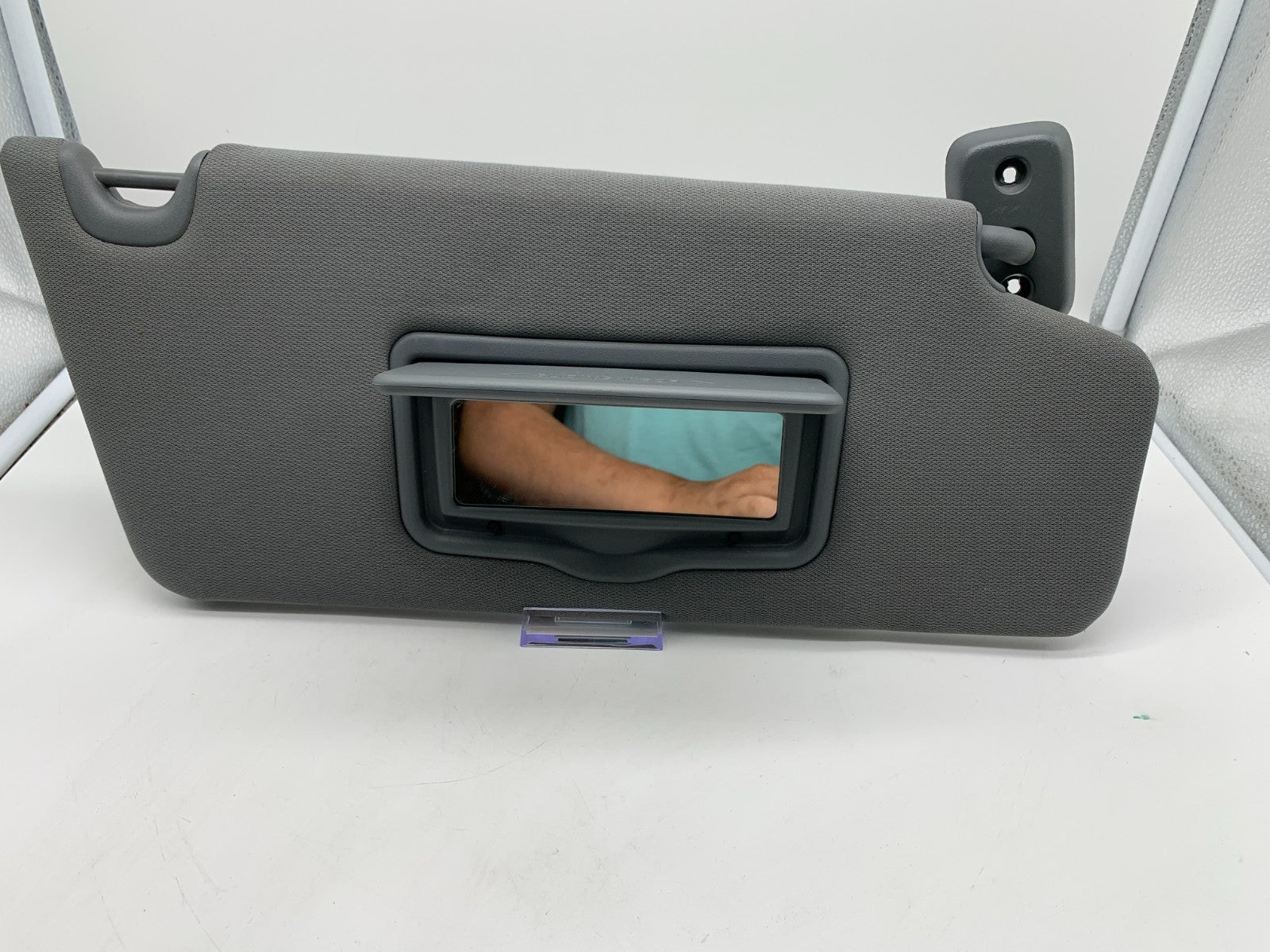 2011-2014 Ford F150 Passenger Sun Visor Sunvisor Gray OEM C03B32005