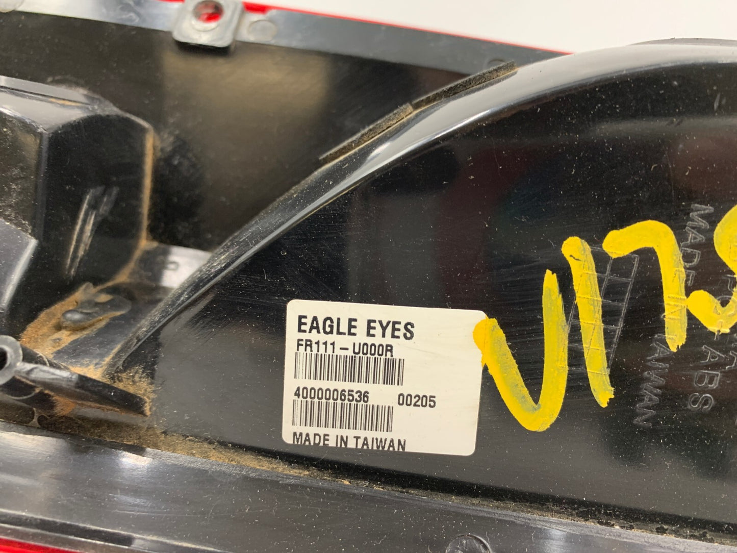 1987-1990 Ford F-250 Driver Side Tail Light Taillight Styleside OEM D04B65004