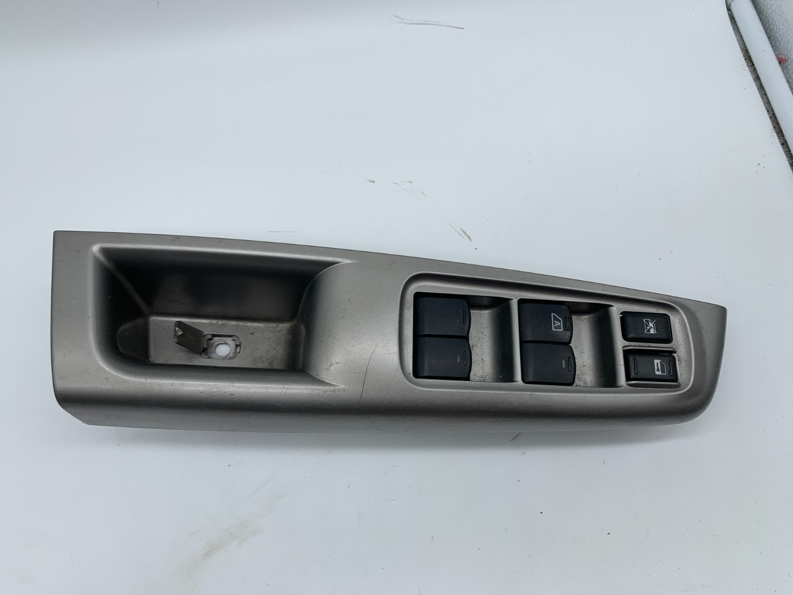 2009-2010 Subaru Forester Master Power Window Switch OEM C02B34005
