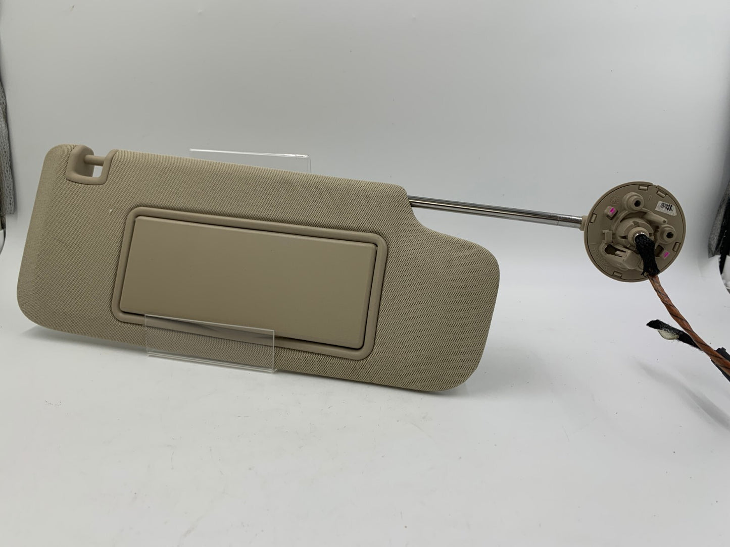 2013-2016 Chevrolet Malibu Passenger Sun Visor Beige Illuminated OEM A02B30007