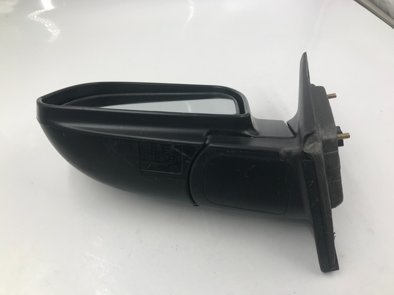 2005-2009 Hyundai Tucson Driver Side View Power Door Mirror Silver OEM B03B06048