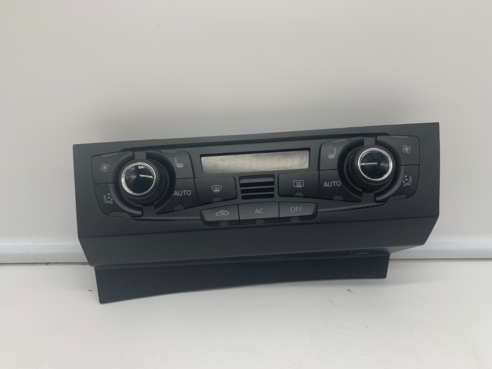 2008-2012 Audi A4 AC Heater Climate Control Unit with Heated Seats OEM B03B35004