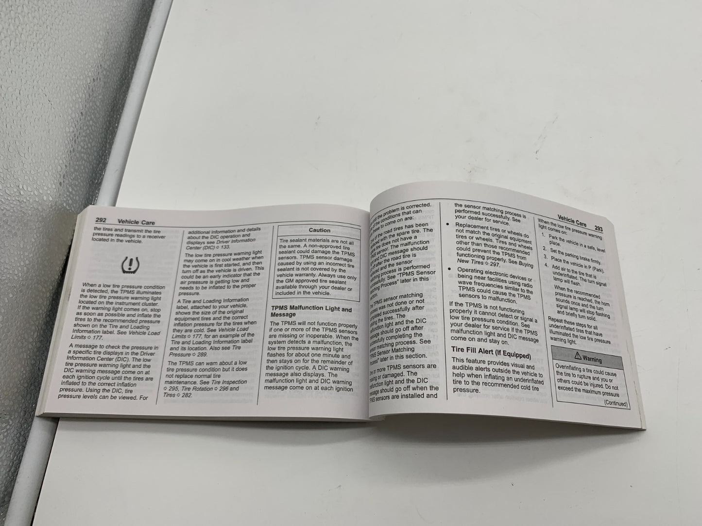 2020 Chevrolet Traverse Owners Manual Set OEM