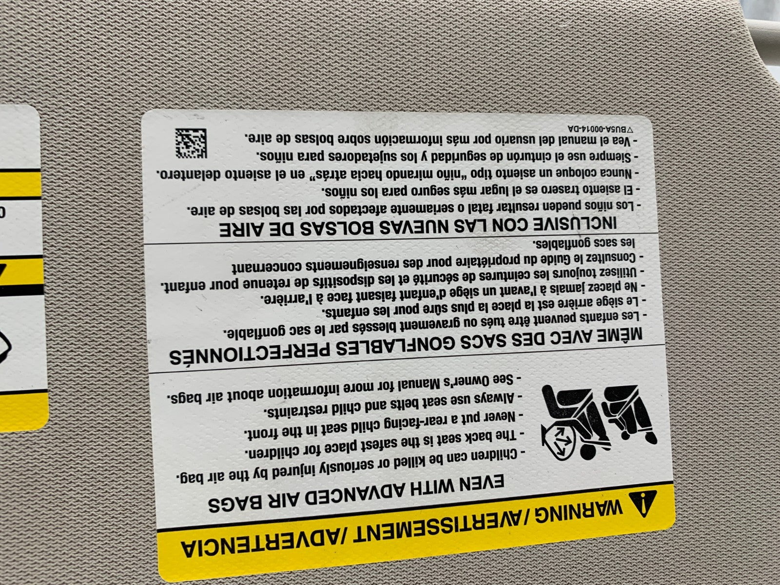 2016-2019 Ford Explorer Driver Sun Visor Black Illuminated OEM D04B43003